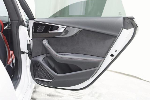 Photo of 2023 Ibis White Audi S5