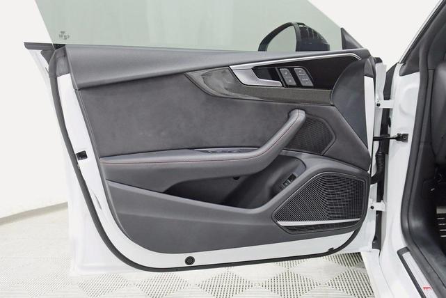 Photo of 2023 Ibis White Audi S5