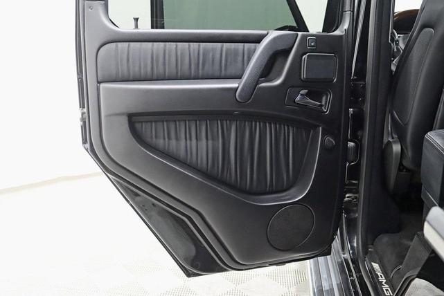 Photo of 2013 Black Mercedes-Benz G-Class