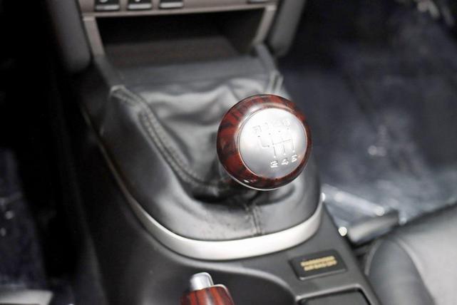 Photo of 2007 Arctic Silver Metallic Porsche 911