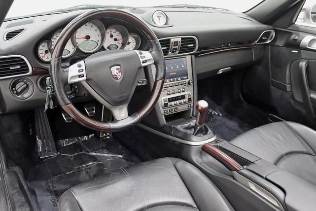 Photo of 2007 Arctic Silver Metallic Porsche 911