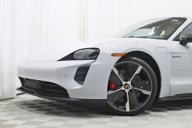 Photo of 2023 Ice Grey Metallic Porsche Taycan