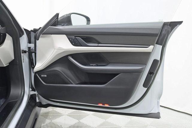 Photo of 2023 Ice Grey Metallic Porsche Taycan
