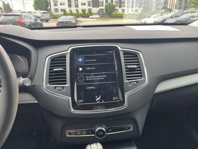 Photo of 2022 Ice White Volvo XC90