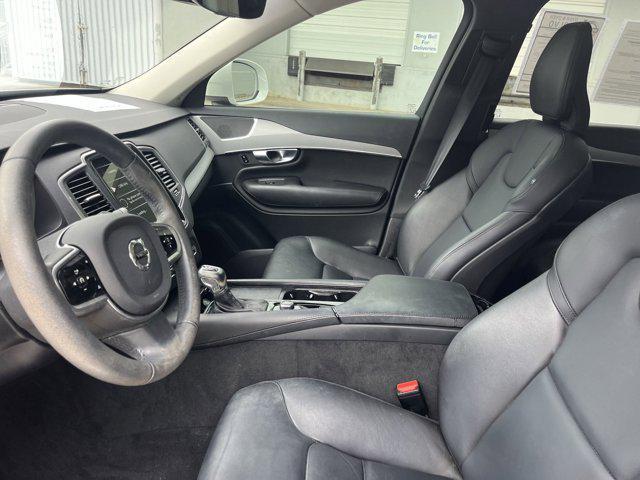 Photo of 2022 Ice White Volvo XC90