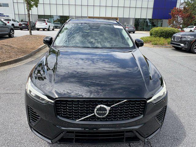 Photo of 2025 Onyx Black Metallic Volvo XC60 Plug-In Hybrid