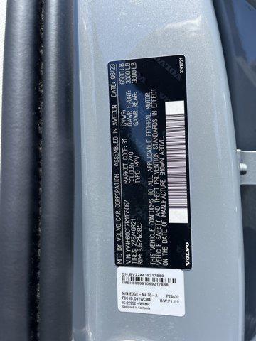 Photo of 2024 Gray Volvo XC90 Recharge Plug-In Hybrid