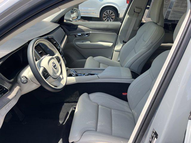 Photo of 2024 Gray Volvo XC90 Recharge Plug-In Hybrid