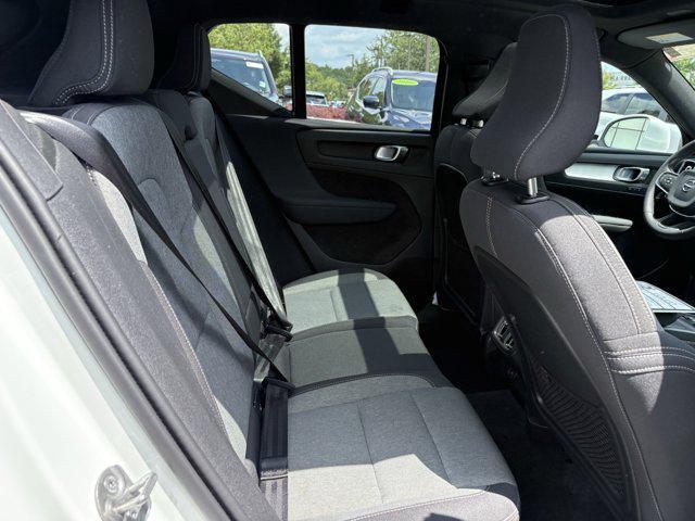 Photo of 2025 Crystal White Pearl Volvo XC40