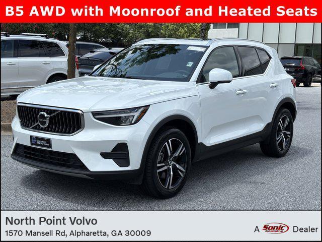 Photo of 2025 Crystal White Pearl Volvo XC40