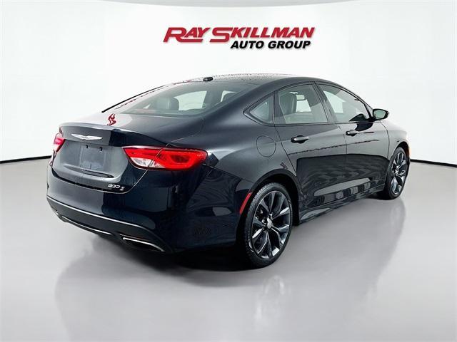 Photo of 2015 Phantom Black Tri Coat Pearl Chrysler 200