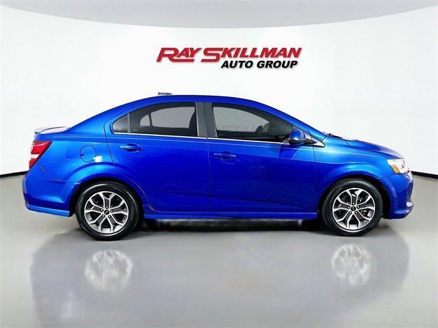 Photo of 2020 Kinetic Blue Chevrolet Sonic