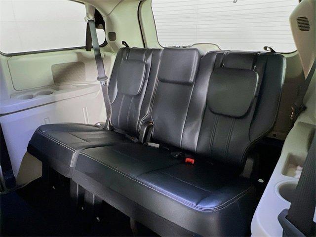 Photo of 2015 Billet Silver Metallic Clearcoat Chrysler Town & Country