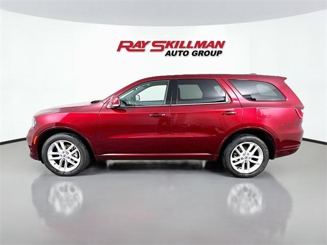 Photo of 2022 Octane Red Pearlcoat Dodge Durango