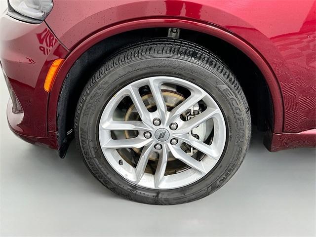 Photo of 2022 Octane Red Pearlcoat Dodge Durango