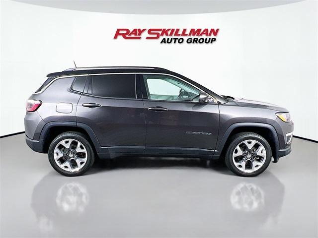 Photo of 2021 Granite Crystal Clearcoat Metallic Jeep Compass