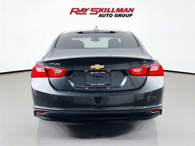 Photo of 2018 Nightfall Gray Metallic Chevrolet Malibu