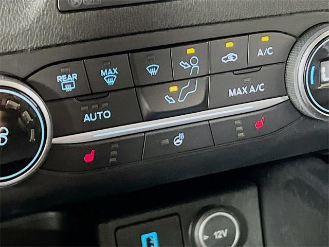 Photo of 2020 Blue Metallic Ford Escape