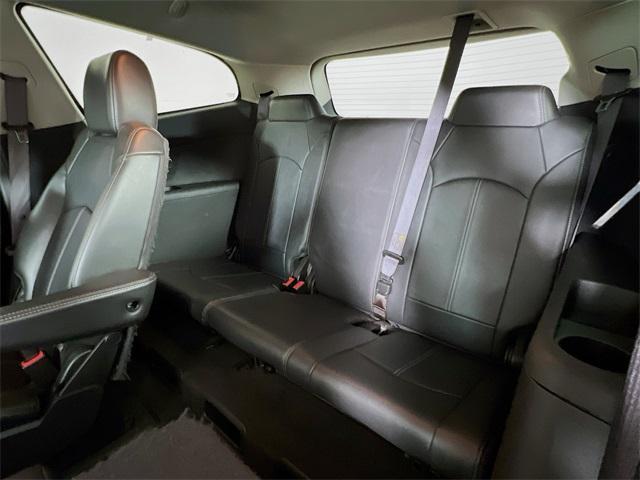 Photo of 2015 Black Granite Metallic Chevrolet Traverse