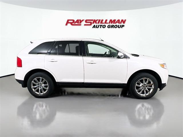 Photo of 2014 White Platinum Tri-Coat Metallic Ford Edge
