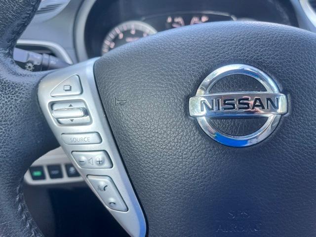 Photo of 2015 Cayenne Red Nissan Sentra