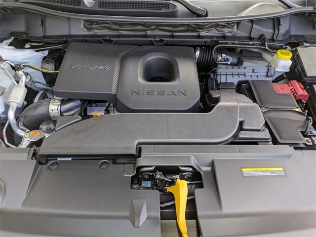 Photo of 2025 White / Black Nissan Murano