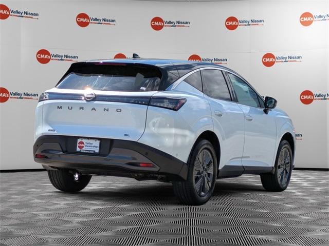 Photo of 2025 White / Black Nissan Murano