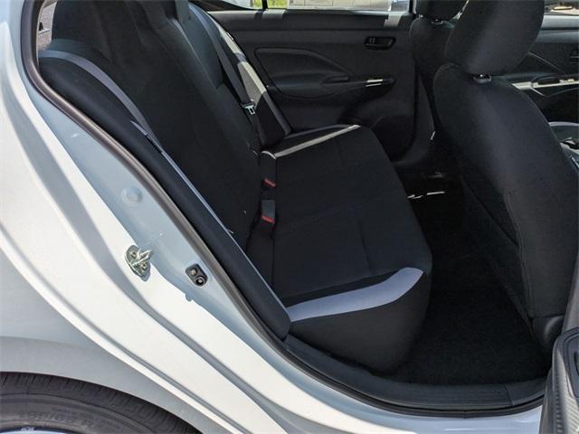 Photo of 2025 Cloud White Nissan Versa