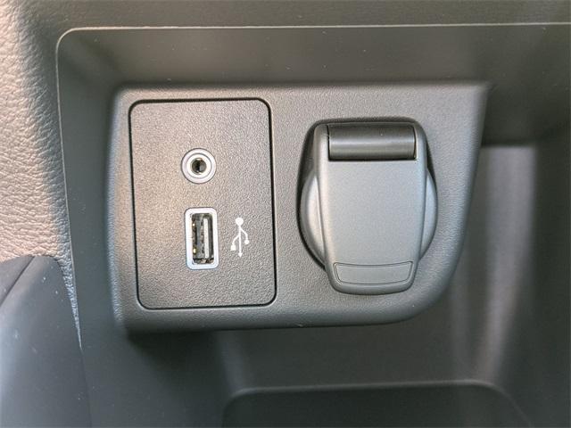 Photo of 2025 Cloud White Nissan Versa