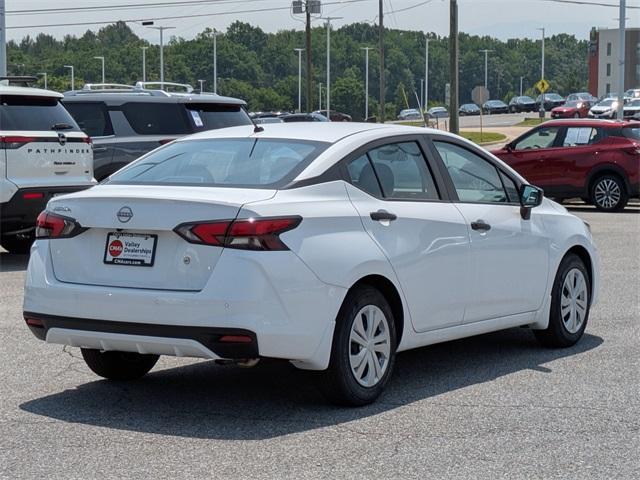 Photo of 2025 Cloud White Nissan Versa