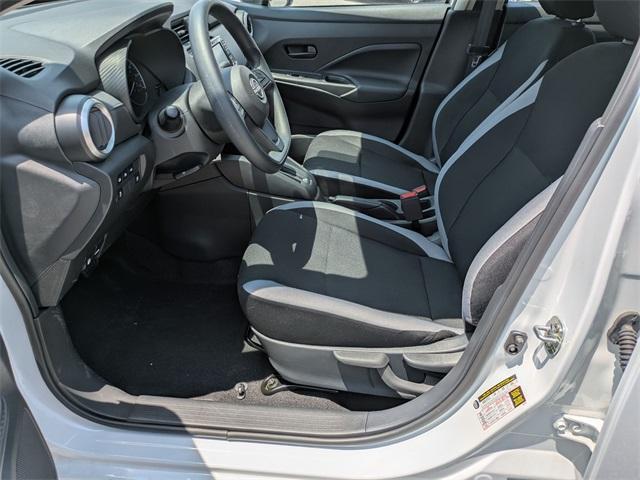 Photo of 2025 Cloud White Nissan Versa