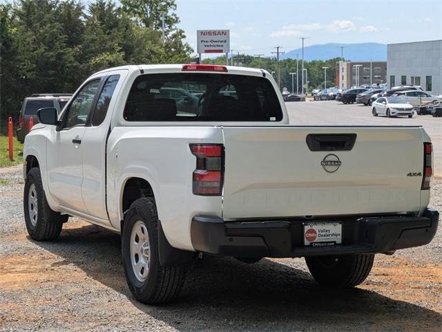 Photo of 2025 Glacier White Nissan Frontier