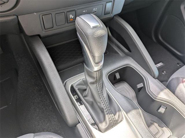 Photo of 2025 Glacier White Nissan Frontier