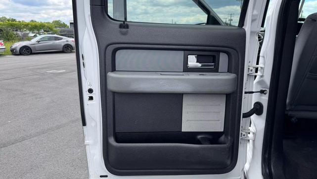 Photo of 2013 Oxford White Ford F-150
