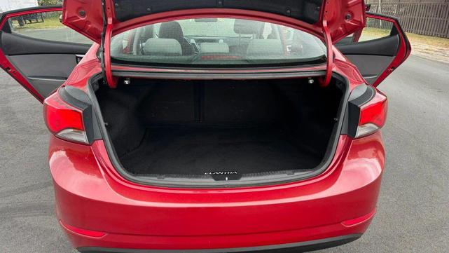 Photo of 2014 Geranium Red Hyundai ELANTRA