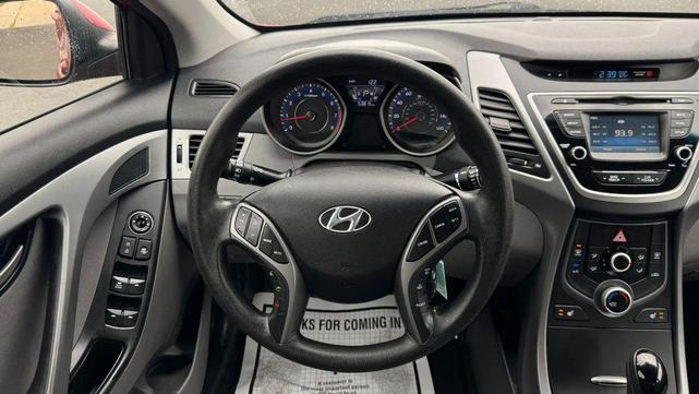 Photo of 2014 Geranium Red Hyundai ELANTRA