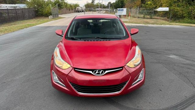 Photo of 2014 Geranium Red Hyundai ELANTRA