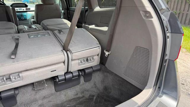 Photo of 2012 Polished Metal Metallic Honda Odyssey