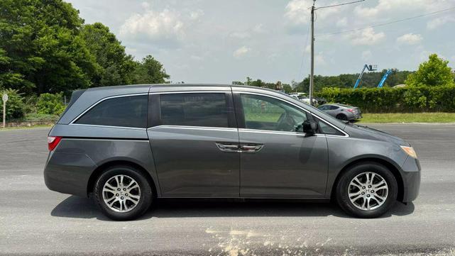 Photo of 2012 Polished Metal Metallic Honda Odyssey