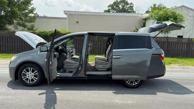 Photo of 2012 Polished Metal Metallic Honda Odyssey
