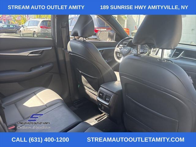 Photo of 2022 Graphite Shadow INFINITI QX55