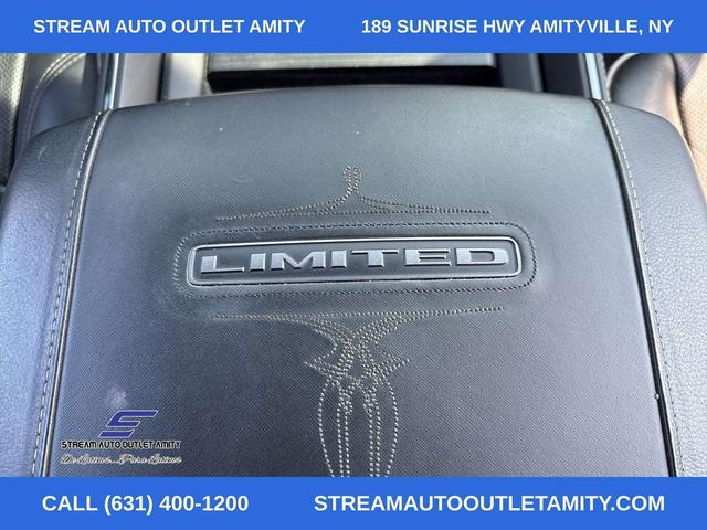 Photo of 2023 Diamond Black Crystal Pearlcoat RAM 2500