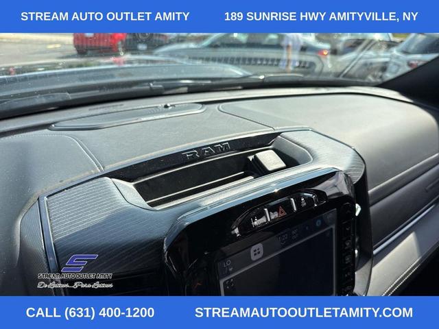 Photo of 2023 Diamond Black Crystal Pearlcoat RAM 2500