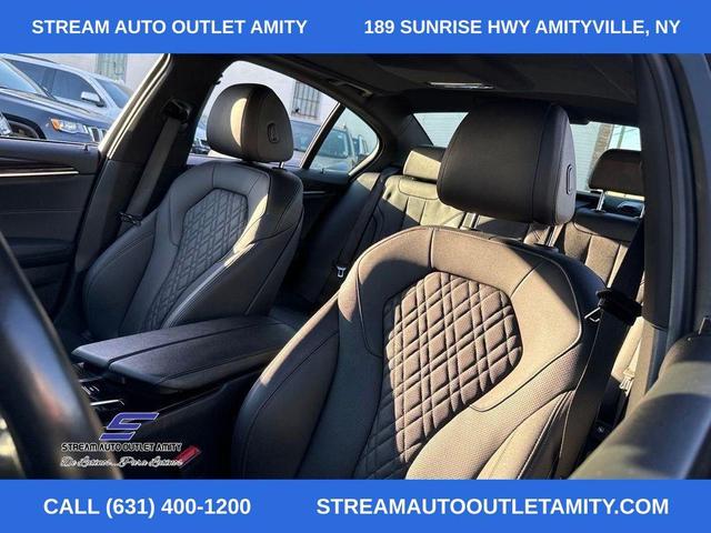 Photo of 2021 Glacier Silver Metallic BMW 530