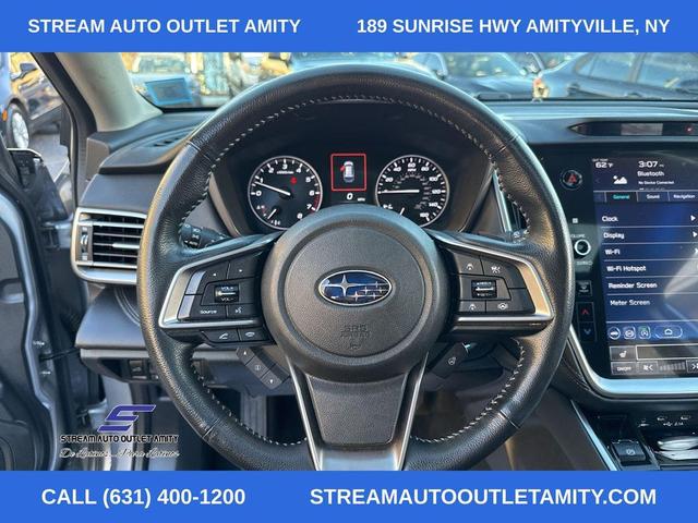 Photo of 2022 Ice Silver Metallic Subaru Outback