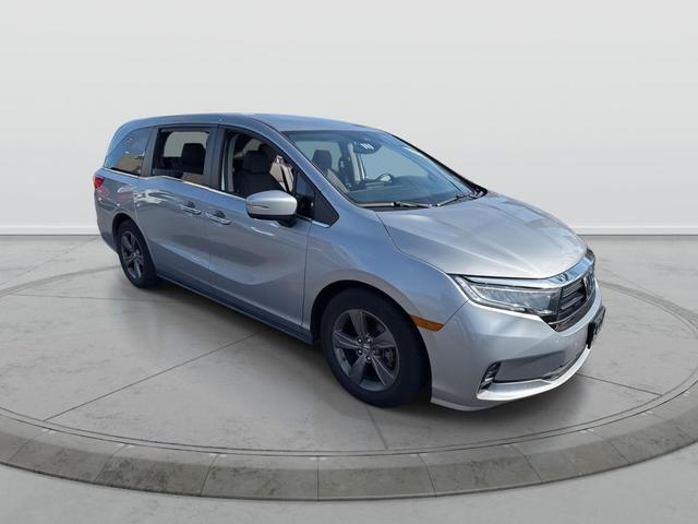 Photo of 2021 Gray Honda Odyssey