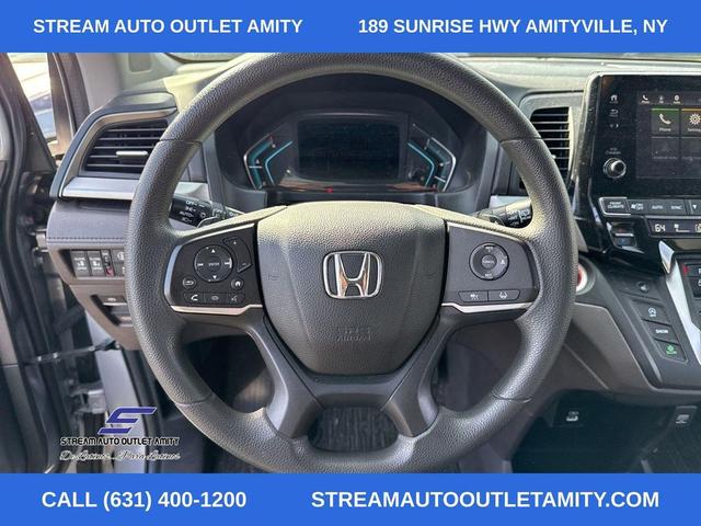 Photo of 2021 Gray Honda Odyssey