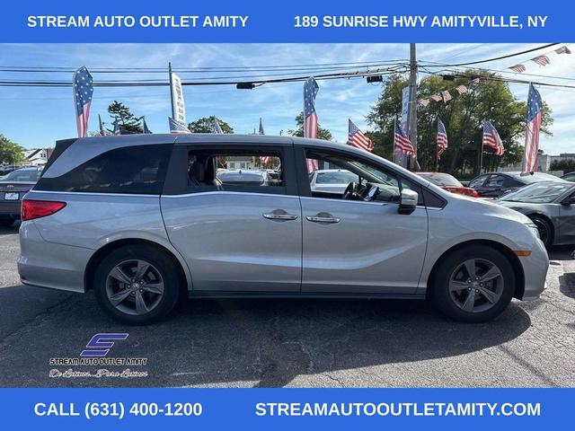 Photo of 2021 Gray Honda Odyssey