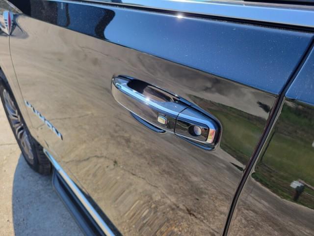 Photo of 2026 Onyx Black GMC Yukon