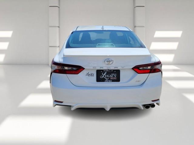 Photo of 2023 Ice Cap Toyota Camry